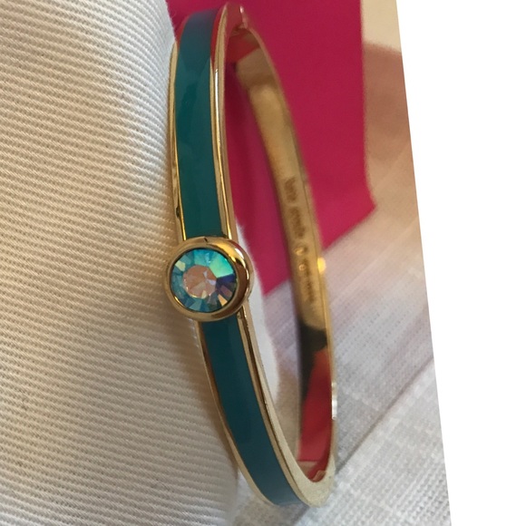 kate spade Jewelry - NWOT Kate Spade ♠️ Hinged Bangle Forever Gemstone